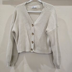 Womens L Hollister Cropped Button Up knitted chunky cardigan sweater beige